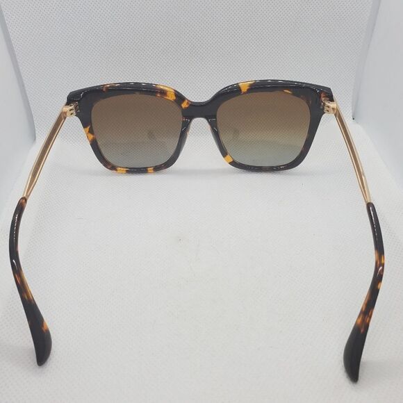 Diff Eyewear Bella Polarized Sunglasses - Picture 7 of 12